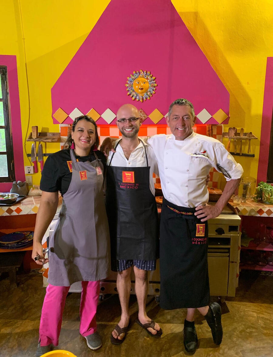 organize your pop up in our kitchen